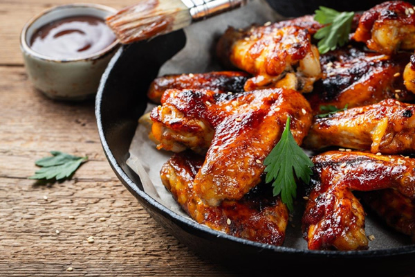 Pollo asado con salsa Kentucky