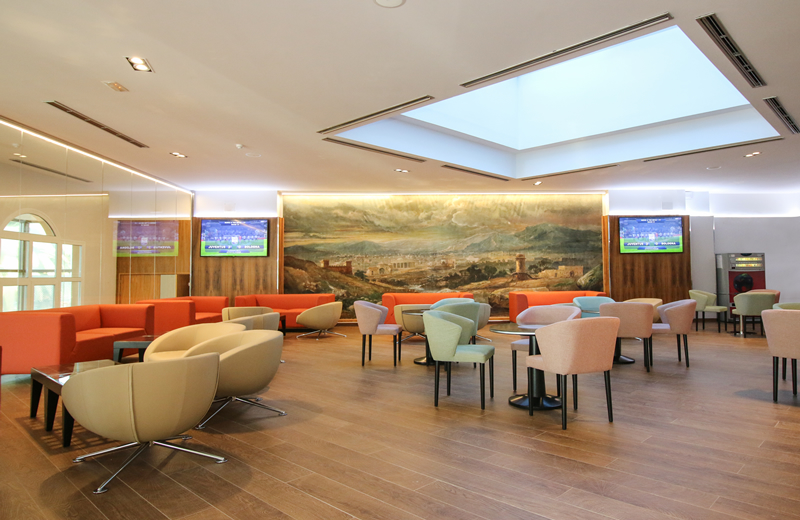 Lobby Bar