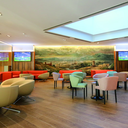 Lobby Bar